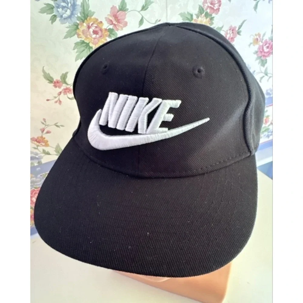 Nike Kids Pro Cap Black White Futura‎ Logo Snapback Hat Child 4-7 617846-023